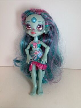 Magic Mixies Pixlings Marena Mermaid Doll 6” Moose Toys 2023 Dress Figure